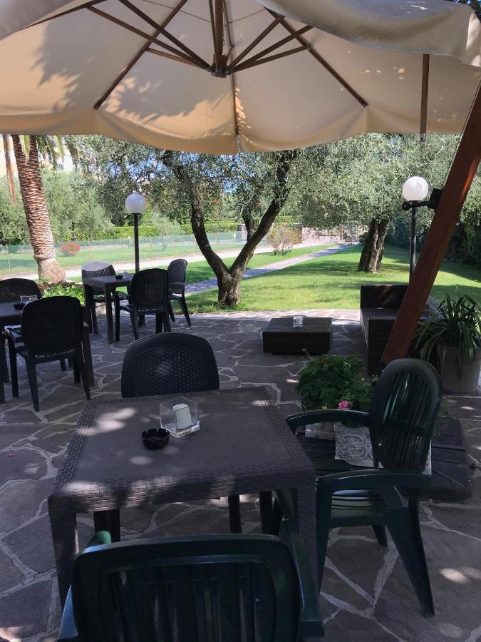 Albergo Villa Angela Toscolano Maderno Kültér fotó