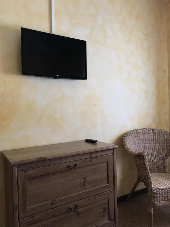 Albergo Villa Angela Toscolano Maderno Kültér fotó