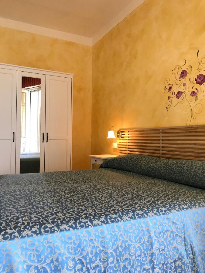 Albergo Villa Angela Toscolano Maderno Kültér fotó