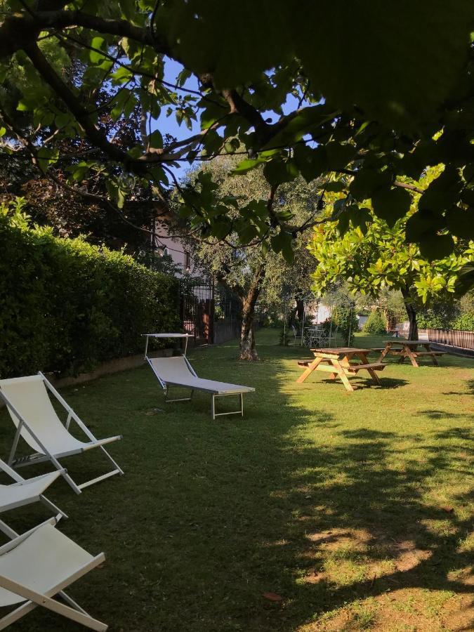 Albergo Villa Angela Toscolano Maderno Kültér fotó