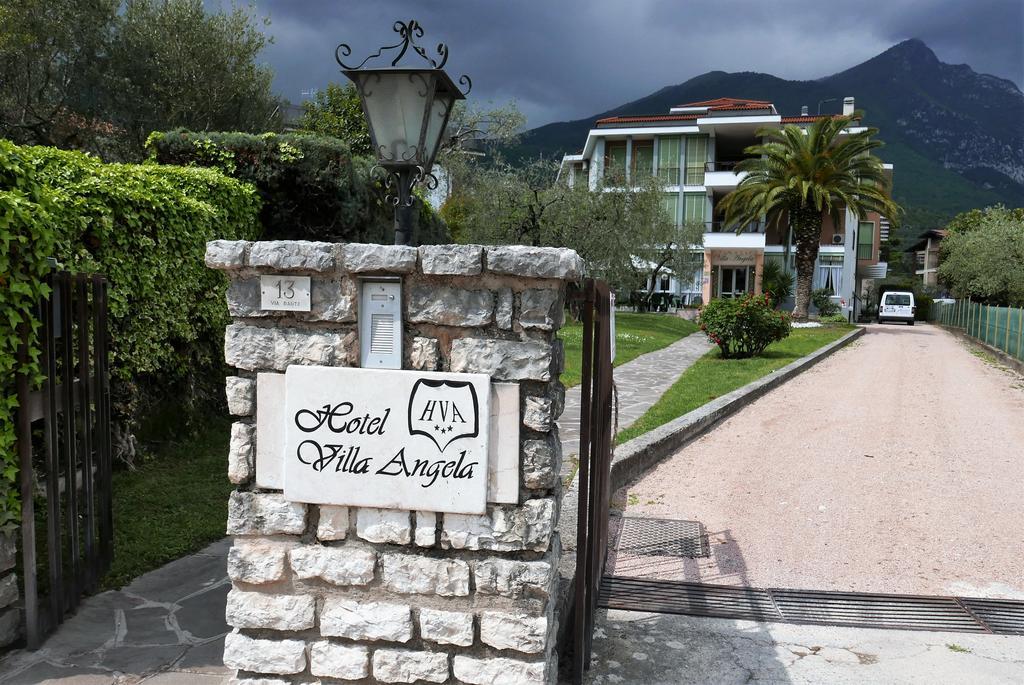 Albergo Villa Angela Toscolano Maderno Kültér fotó